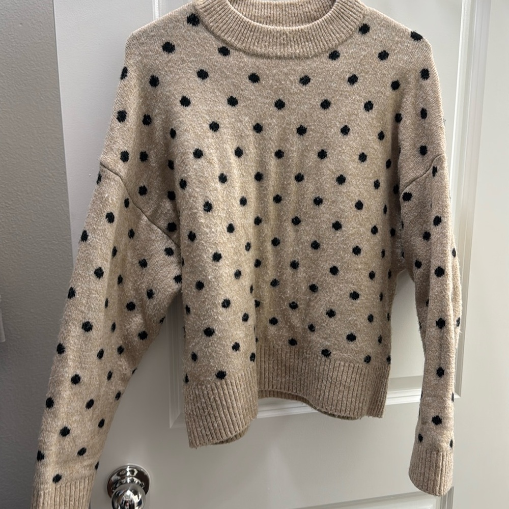 H&M polka dotted sweater